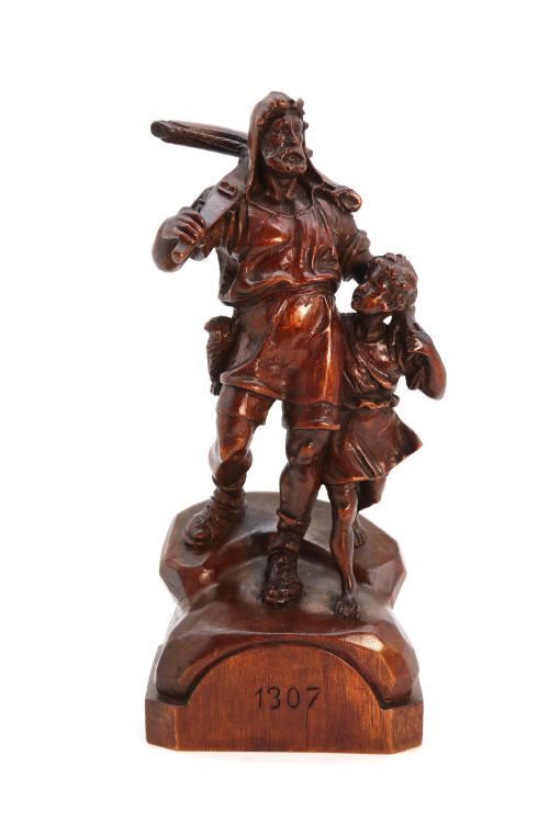 BLACK FOREST WALNUT CARVING OF WILLIAM TELL CIRCA 1900 - ADDITIONAL PHOTO 2