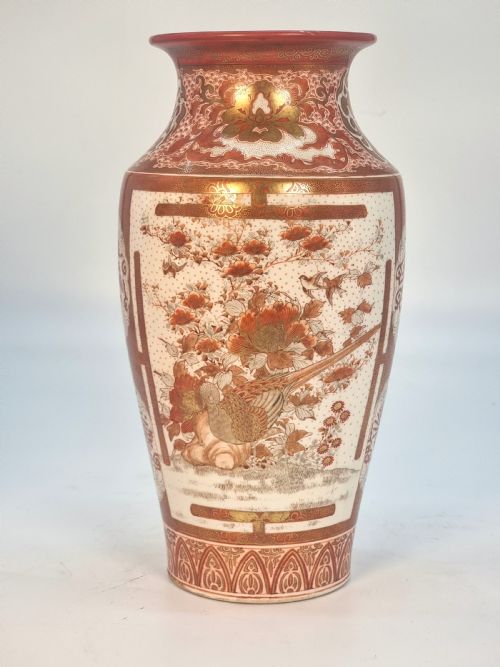 A LARGE PAIR OF JAPANESE KUTANI PORCELAIN VASES CIRCA 1890 - ADDITIONAL PHOTO 20