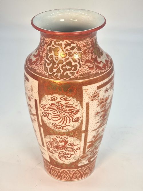 A LARGE PAIR OF JAPANESE KUTANI PORCELAIN VASES CIRCA 1890 - ADDITIONAL PHOTO 22