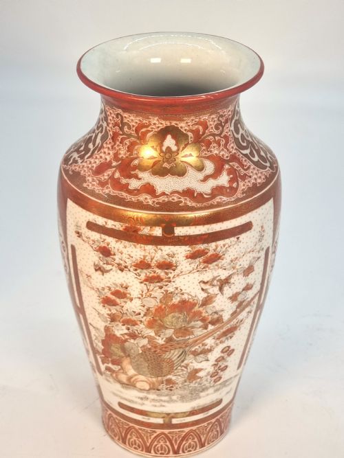 A LARGE PAIR OF JAPANESE KUTANI PORCELAIN VASES CIRCA 1890 - ADDITIONAL PHOTO 29