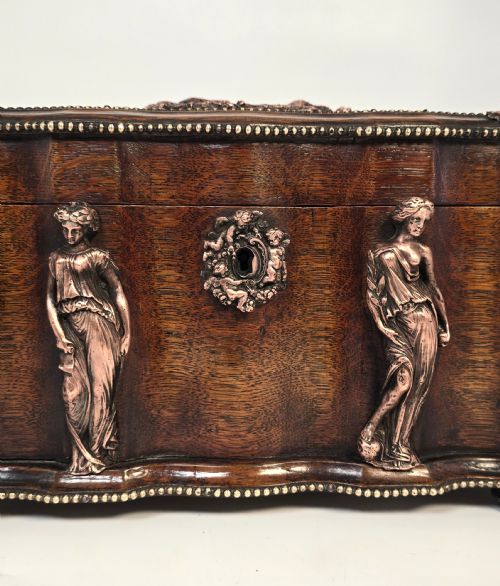 A FRENCH TEA CADDY BY TAHAN OF PARIS MADE FROM OAK CIRCA 1880 - ADDITIONAL PHOTO 7