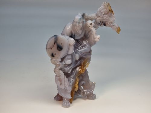A CHINESE HAND CARVED AGATE HARDSTONE FIGURE GROUP CIRCA 1930 - ADDITIONAL PHOTO 17