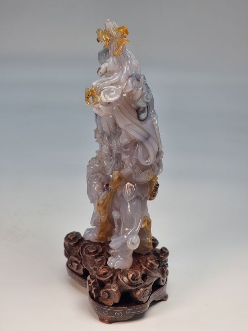 A CHINESE HAND CARVED AGATE HARDSTONE FIGURE GROUP CIRCA 1930 - ADDITIONAL PHOTO 6