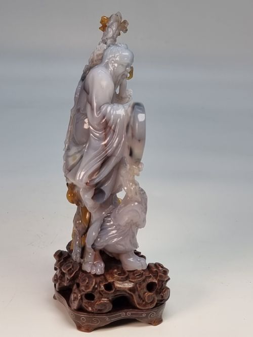 A CHINESE HAND CARVED AGATE HARDSTONE FIGURE GROUP CIRCA 1930 - ADDITIONAL PHOTO 8