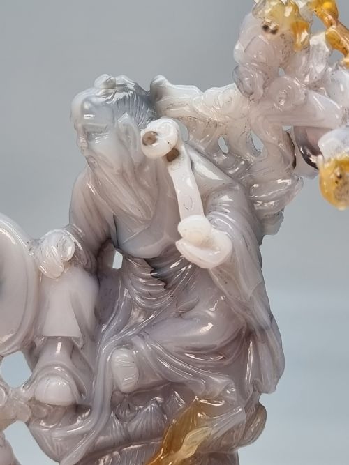 A CHINESE HAND CARVED AGATE HARDSTONE FIGURE GROUP CIRCA 1930 - ADDITIONAL PHOTO 14