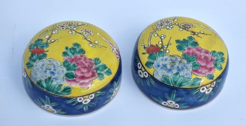 A PAIR OF CHINESE GINGER JARS HAND PAINTED CIRCA 1930 - ADDITIONAL PHOTO 11