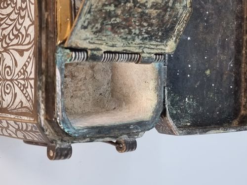 A MINDANAO SILVER INLAID BRONZE BETAL BOX MID TO LATE 19TH CENTURY - ADDITIONAL PHOTO 21
