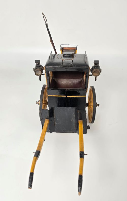 A SCALE MODEL OF A HANSON CAB FROM THE EARLY 19TH CENTURY - ADDITIONAL PHOTO 6
