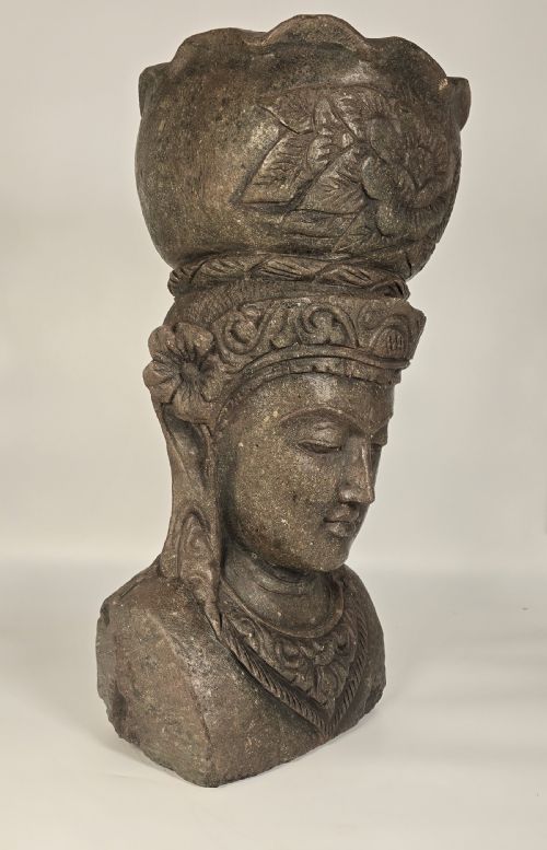 INDIAN STONE GARDEN PLANTER OR BUST RAJ PERIOD CIRCA 1920 - ADDITIONAL PHOTO 1