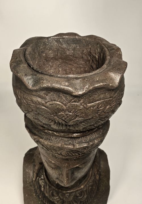 INDIAN STONE GARDEN PLANTER OR BUST RAJ PERIOD CIRCA 1920 - ADDITIONAL PHOTO 9