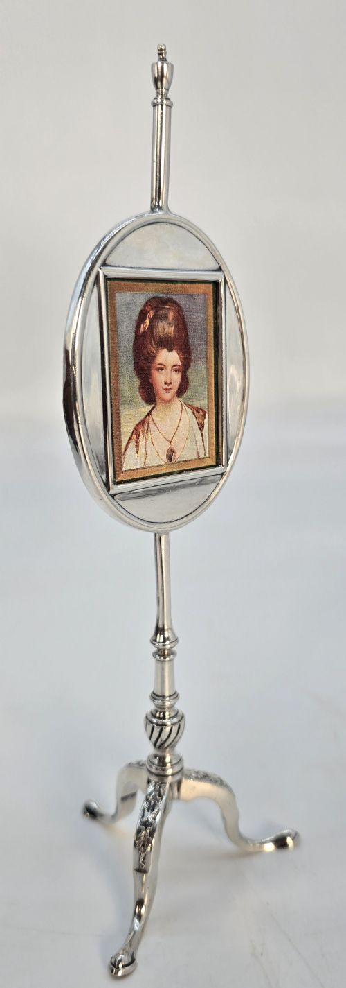 AN ENGLISH SILVER NOVELTY PHOTO FRAME MINIATURE FURNITURE GEORGE III POLE SCREEN - ADDITIONAL PHOTO 5