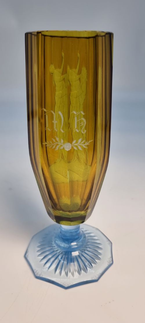 ENGLISH INTAGLIO ENGRAVED STEMMED GOBLET CIRCA 1880 - ADDITIONAL PHOTO 3