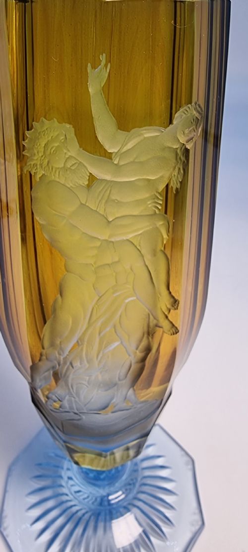 ENGLISH INTAGLIO ENGRAVED STEMMED GOBLET CIRCA 1880 - ADDITIONAL PHOTO 6