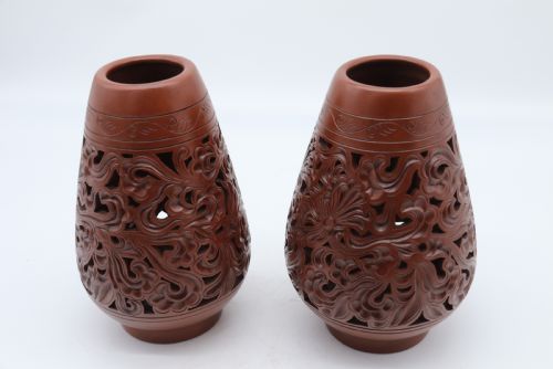 CHINESE YIXING RETICULATED 19TH CENTURY PAIR OF POTTERY VASES - ADDITIONAL PHOTO 2