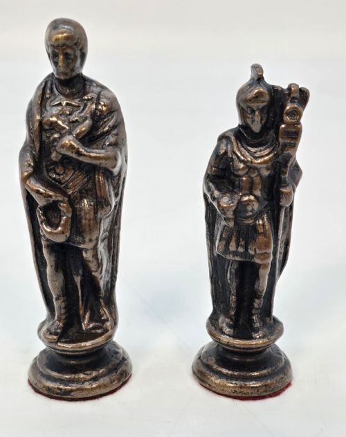 REVERSABLE CHESS BOARD AND SORRENTO WARE TRAY WITH BRONZE CHESS PIECES C1880 - ADDITIONAL PHOTO 8
