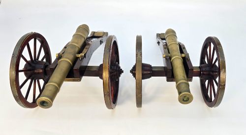 A PAIR OF MODEL FRENCH 18TH CENTURY CANNONS C 1920 - ADDITIONAL PHOTO 1