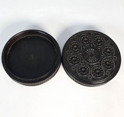19TH CENTURY EBONY ENGINE TURNED SNUFF BOX - ADDITIONAL PHOTO 6