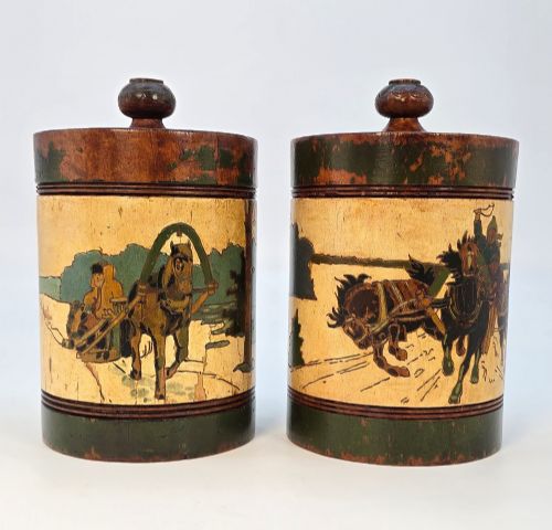 A PAIR OF TREEN RUSSIAN TOBACCO CONTAINERS WITH CARVED AND PAINTED DECORATION CIRCA 1890 - ADDITIONAL PHOTO 1