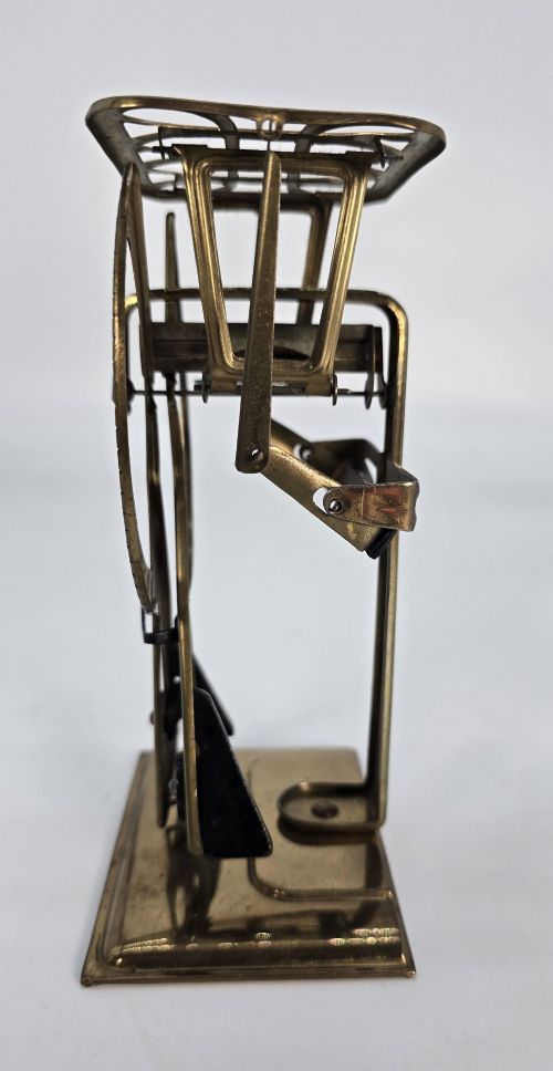 A STYLISH AND RARE SET OF BRASS POSTAL SCALES CIRCA 1910 - ADDITIONAL PHOTO 7