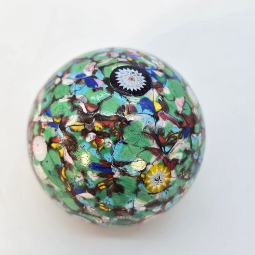A RARE MURANO DATED GLASS PAPERWEIGHT - ADDITIONAL PHOTO 6
