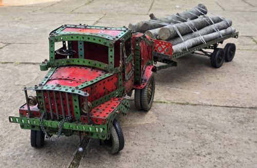 A FABULOUS 1930S MECCANO EXHIBITION MODEL OF A WOOD MANS TRUCK