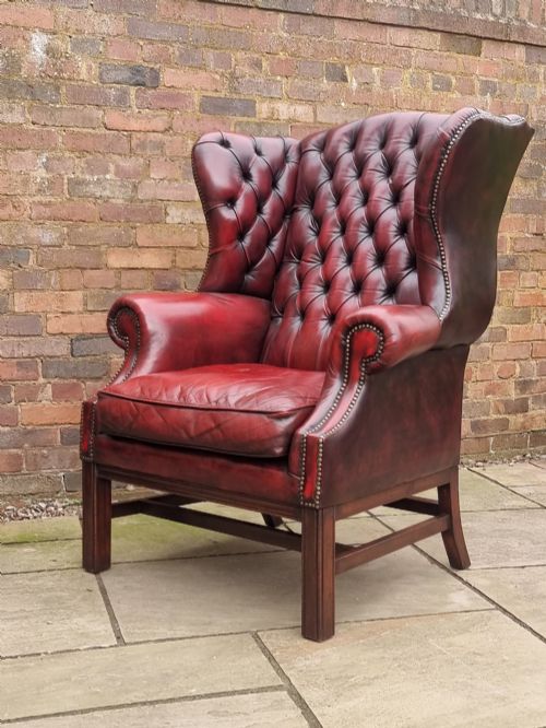 LARGE GEORGE III STYLE LEATHER WING ARMCHAIR C1930 - ADDITIONAL PHOTO 1