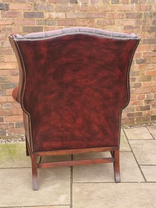 LARGE GEORGE III STYLE LEATHER WING ARMCHAIR C1930 - ADDITIONAL PHOTO 2