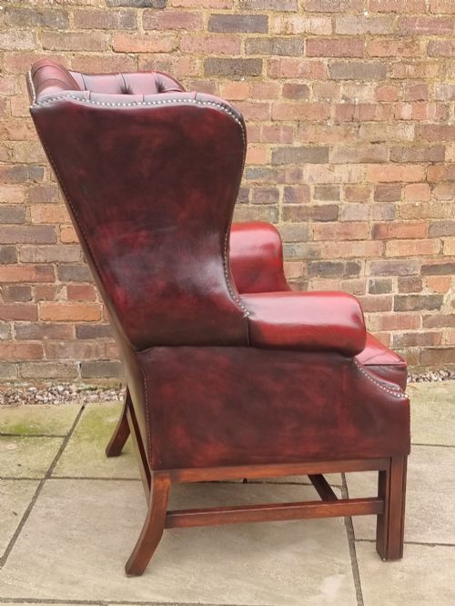 LARGE GEORGE III STYLE LEATHER WING ARMCHAIR C1930 - ADDITIONAL PHOTO 3