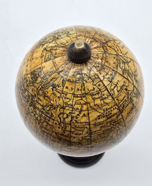ENGLISH MINIATURE DESK GLOBE ON EBONY STAND CIRCA 1930 - ADDITIONAL PHOTO 9