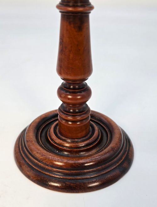 PAIR OF WIG STANDS ENGLISH CIRCA 1730 MADE FROM YEW WOOD - ADDITIONAL PHOTO 10