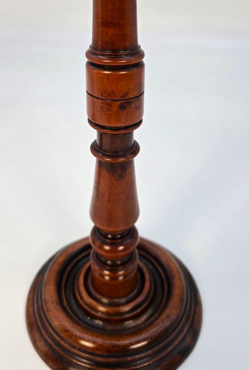 PAIR OF WIG STANDS ENGLISH CIRCA 1730 MADE FROM YEW WOOD - ADDITIONAL PHOTO 11