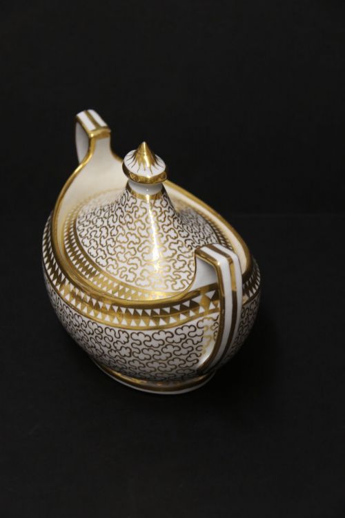 CHAMBERLAINS WORCESTER PORCELAIN SUCRIER AND COVER CIRCA 181015 - ADDITIONAL PHOTO 3