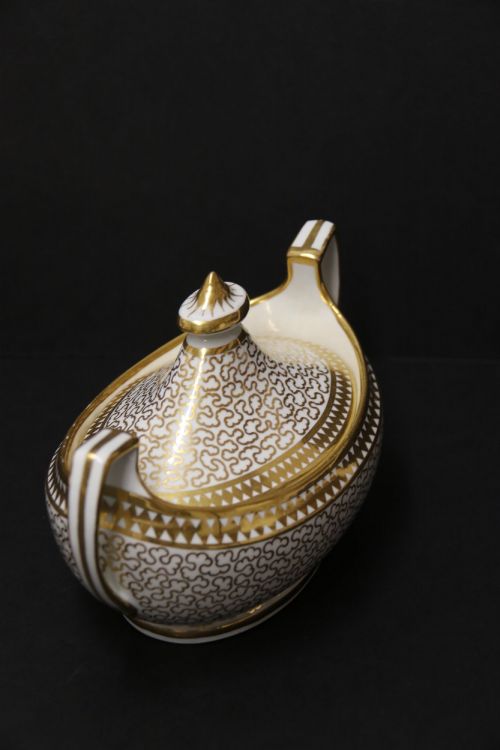 CHAMBERLAINS WORCESTER PORCELAIN SUCRIER AND COVER CIRCA 181015 - ADDITIONAL PHOTO 4