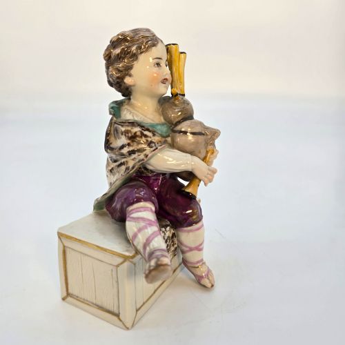 19TH CENTURY GERMAN PORCELAIN FIGURE BY THE VOLKSTEDT RUDOLSTADT FACTORY CIRCA 1880 - ADDITIONAL PHOTO 8