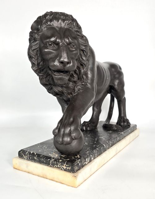 ANTIQUE MID 19TH C GRAND TOUR MEDICI LION SCULPTURE ON MARBLE PLINTH - ADDITIONAL PHOTO 3
