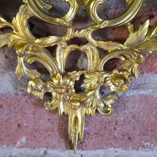 ANTIQUE FRENCH 19TH CENTURY ORMOLU WALL MIRROR WITH SIX BRANCH CANDELABRA CIRCA 1860 - ADDITIONAL PHOTO 3