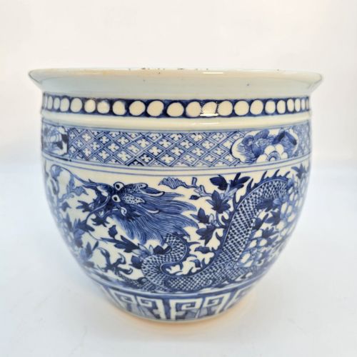 PAIR OF LATE 19TH CENTURY CHINESE BLUE AND WHITE PORCELAIN JARDINIRES - ADDITIONAL PHOTO 9