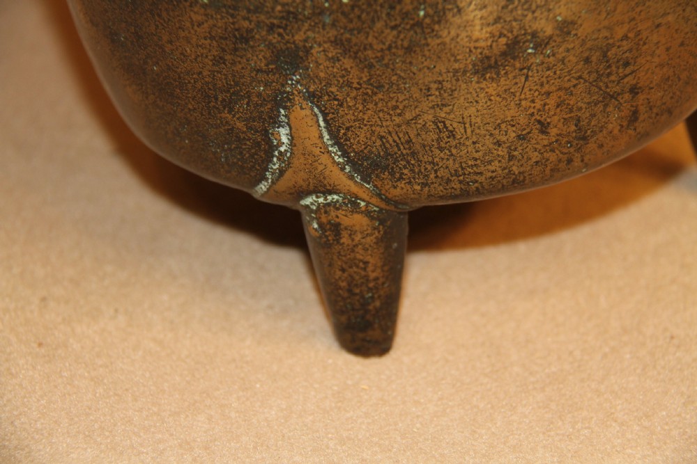 A rare early 18th century bronze Welsh Skillet View III