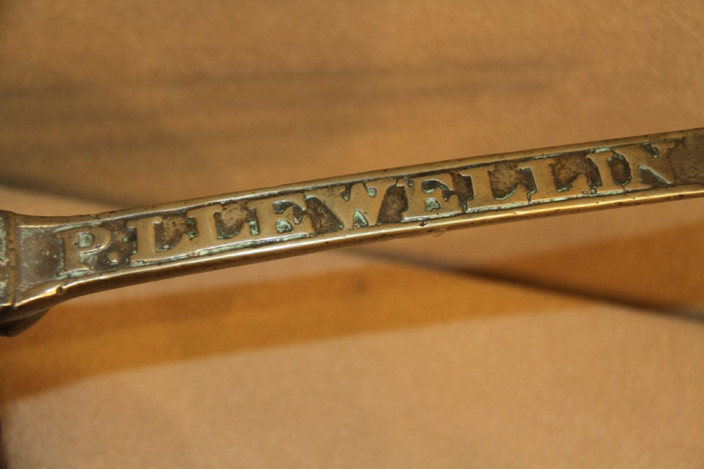 A rare early 18th century bronze Welsh Skillet View VI
