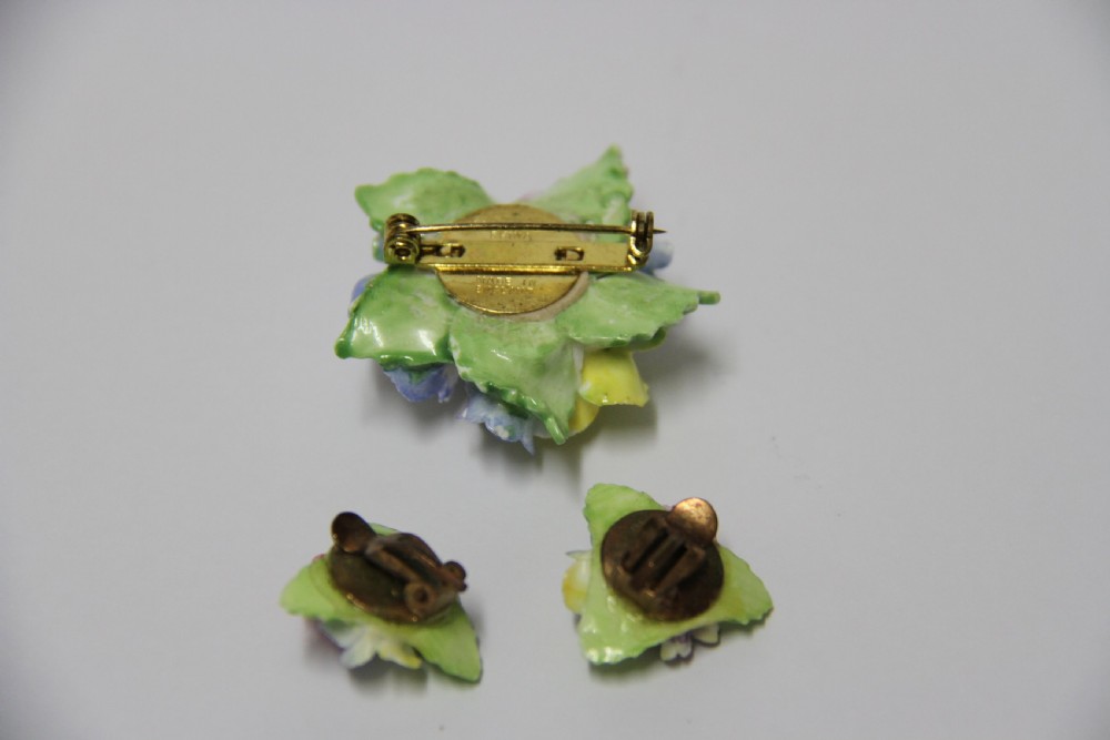 Brooch and matching ear rings made from Coalbrook china View V