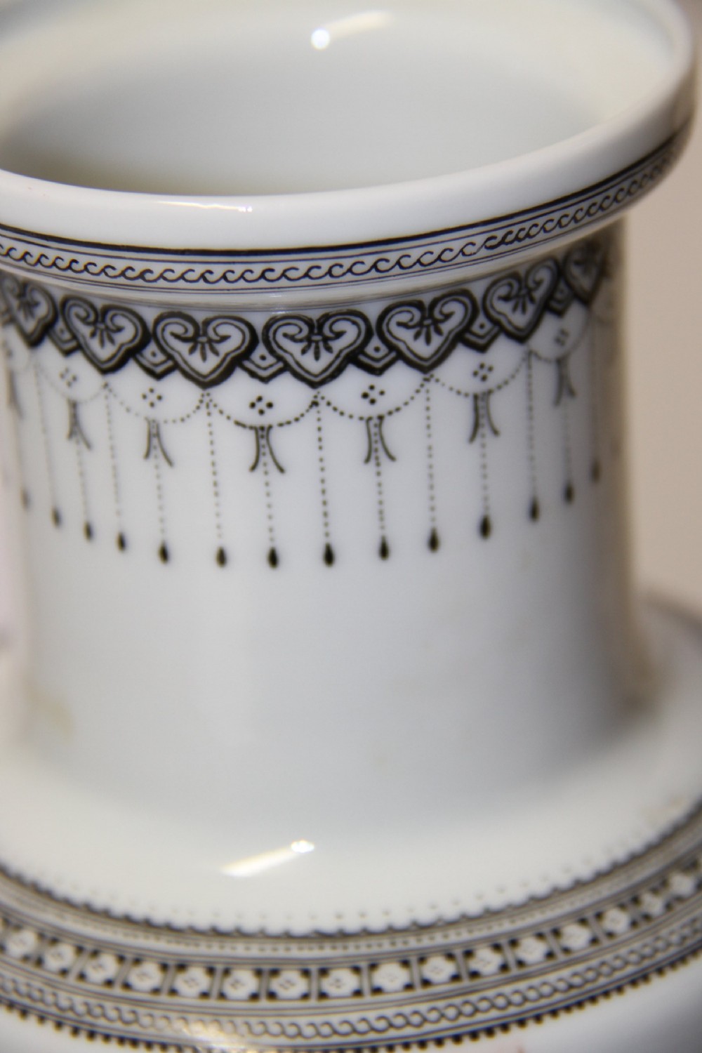 A Chinese Republican Period Porcelain Vase View IV