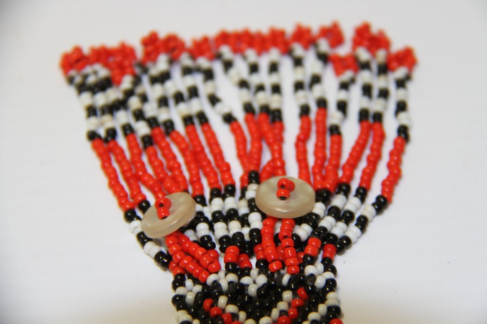 Beadwork necklace and bracelet Art Deco period View III