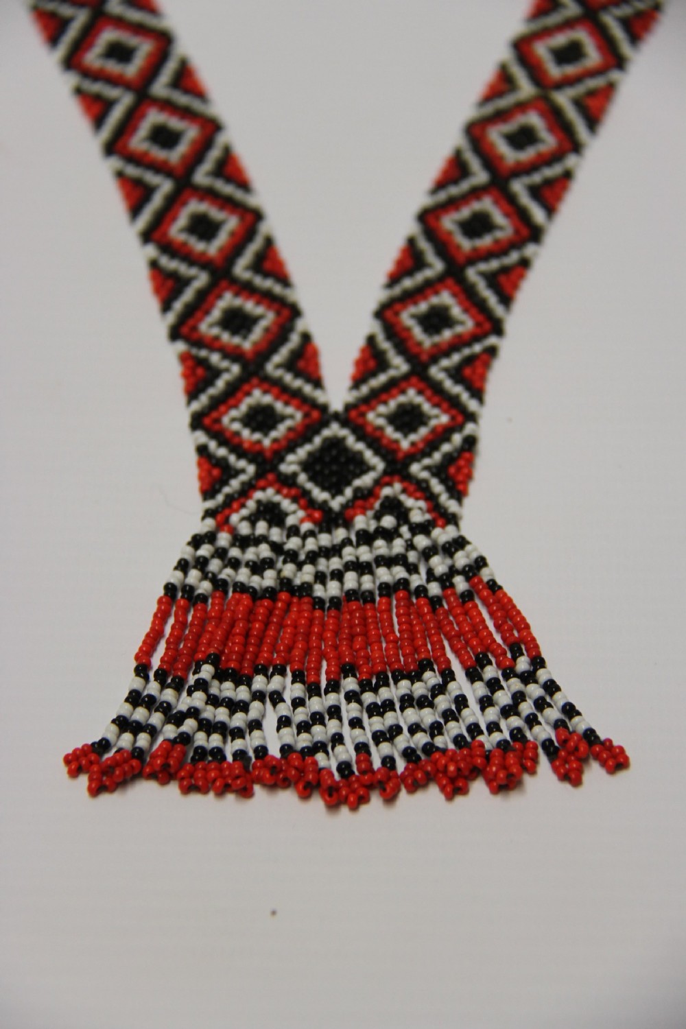 Beadwork necklace and bracelet Art Deco period View VI