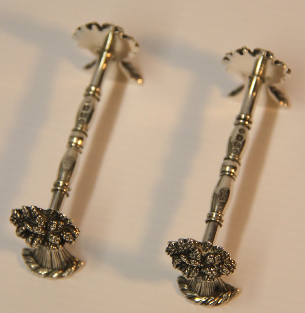 A Pair of Silver Knife Rests London 1835/36