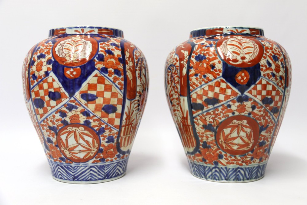 A large pair of Japanese Imari Ginger Jars with covers View VI