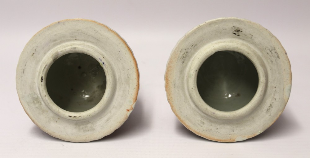 A large pair of Japanese Imari Ginger Jars with covers View IX