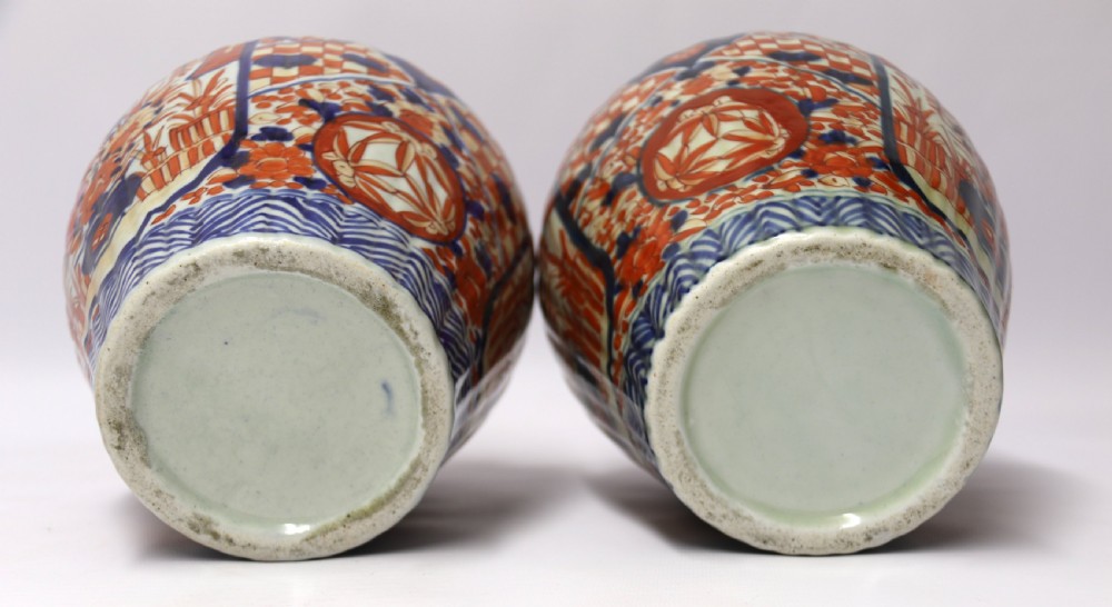 A large pair of Japanese Imari Ginger Jars with covers View X