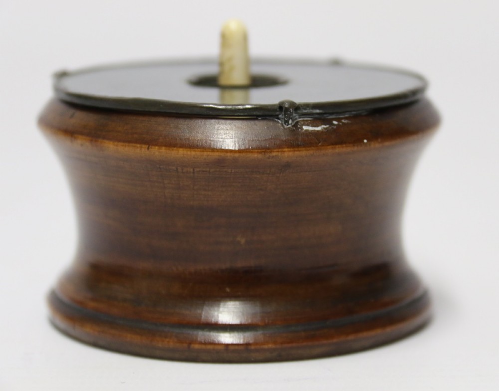 A rare early 19th century  treen  Dice Spinner View II