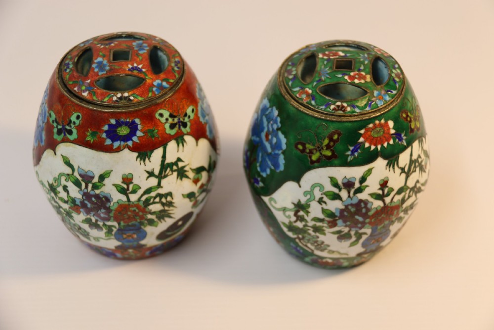 A pair of Japanese cloisonné Jars with covers View IX