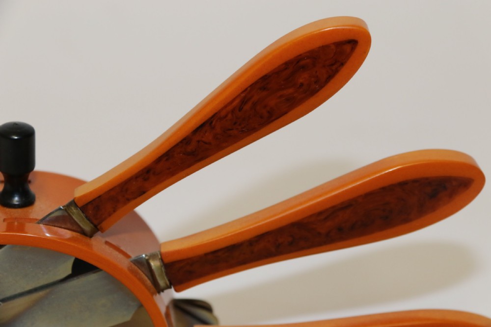 A rare set of Art Deco Fruit Knives View IV